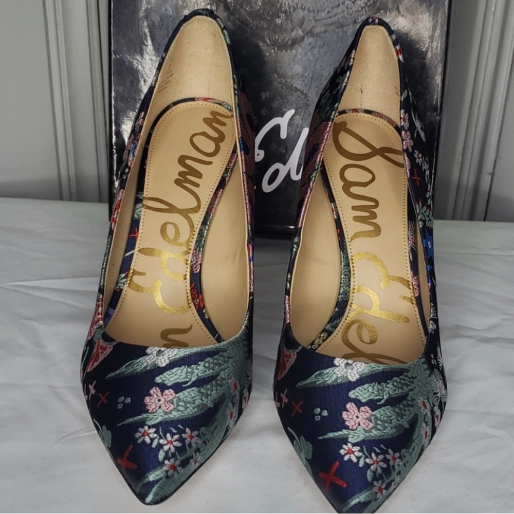 Sam Edelman Pumps - Picture 3 of 4